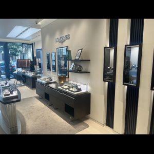 commercial electrician gold coast display lights shop fitout