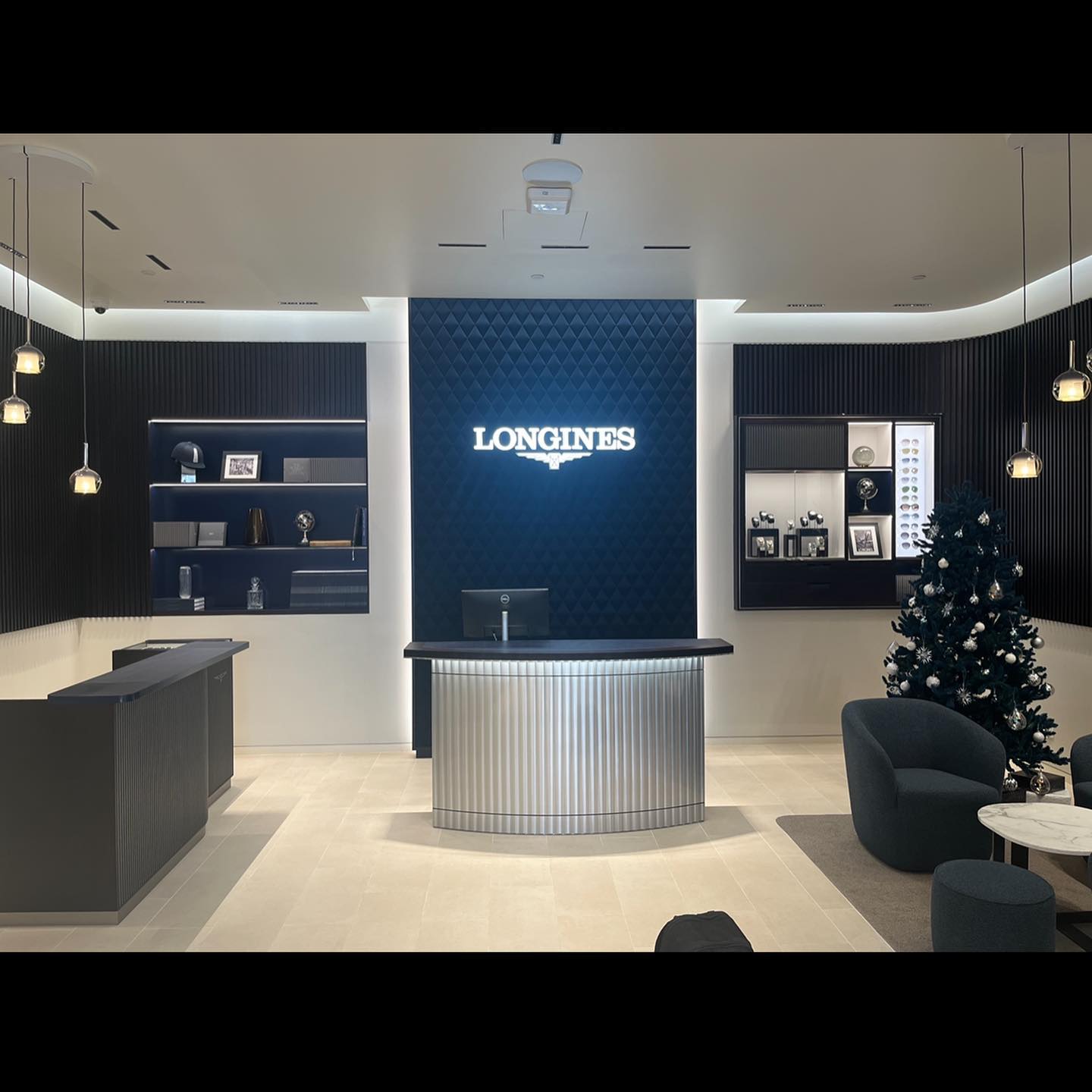 gold coast commercial electrician shop fitout