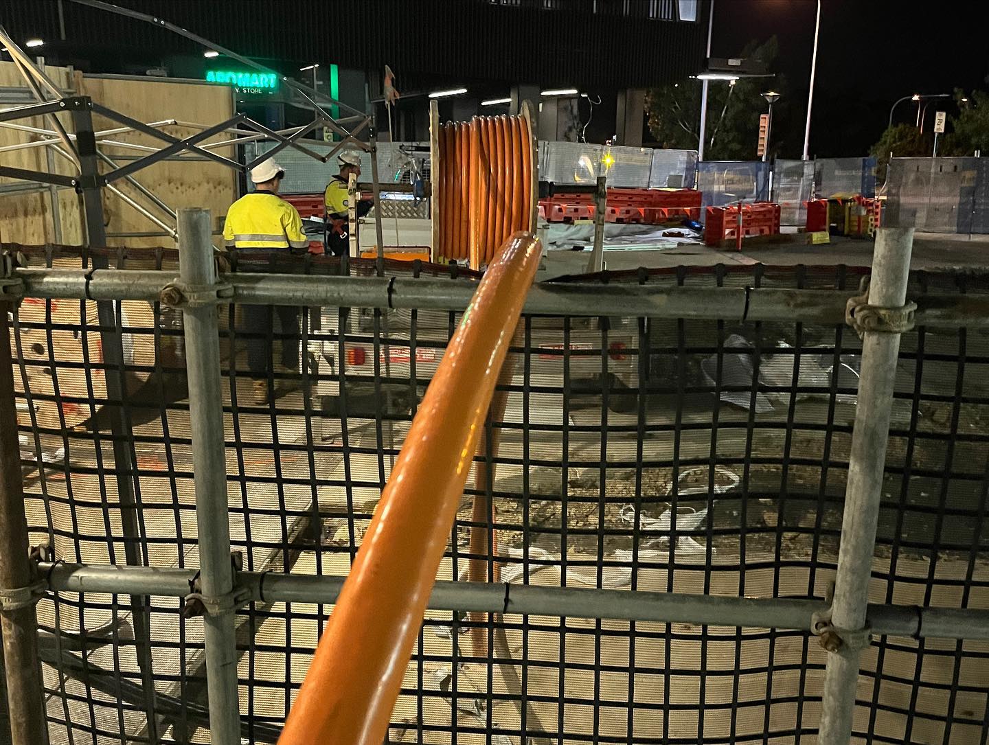 industrial electrician brisbane tunnel pulling heat cable